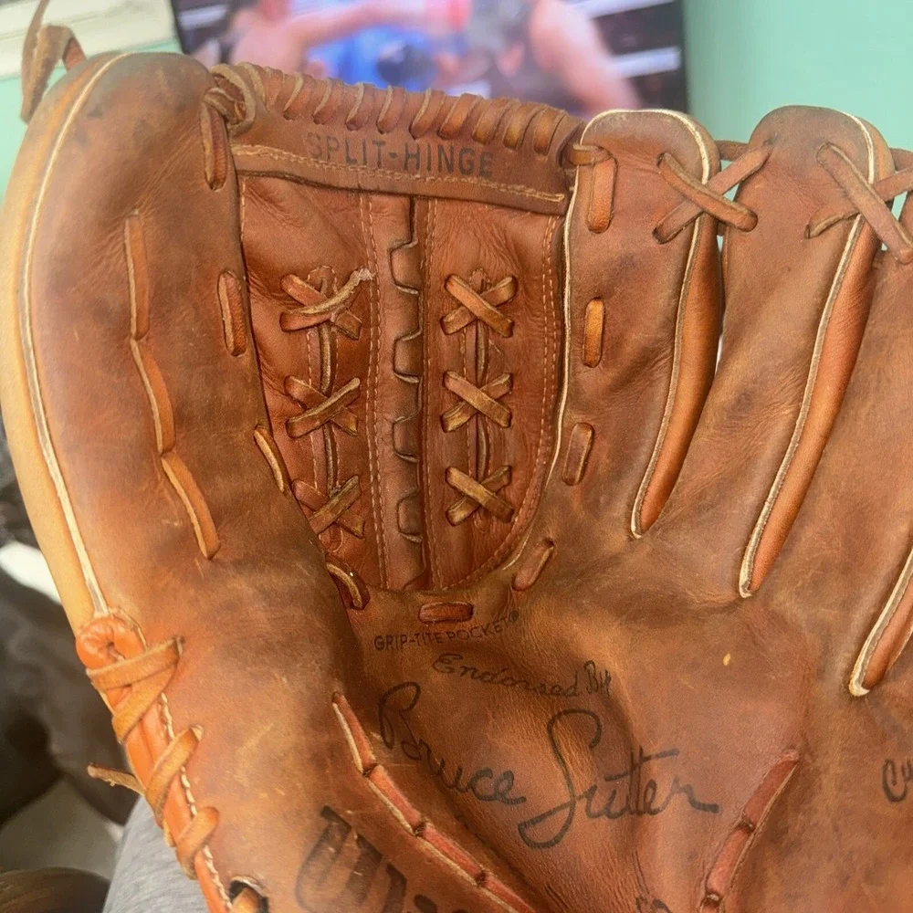 VINTAGE BRUCE SUTTER‎ WILSON A2245 BASEBALL GLOVE MITT